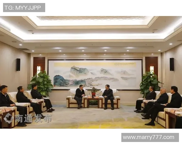 时团携手足球明星共创精彩时刻引领青春热潮 时团携手足球明星共创精彩时刻引领青春热潮