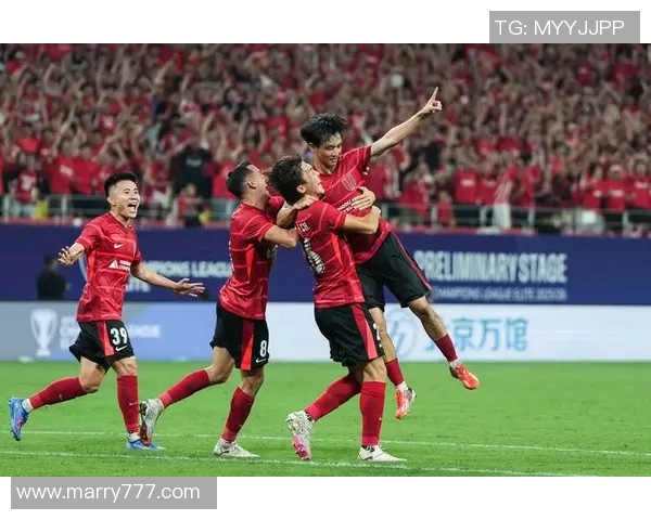 赛后分析：成都足球队与南京足球队的表现与状态全面对比